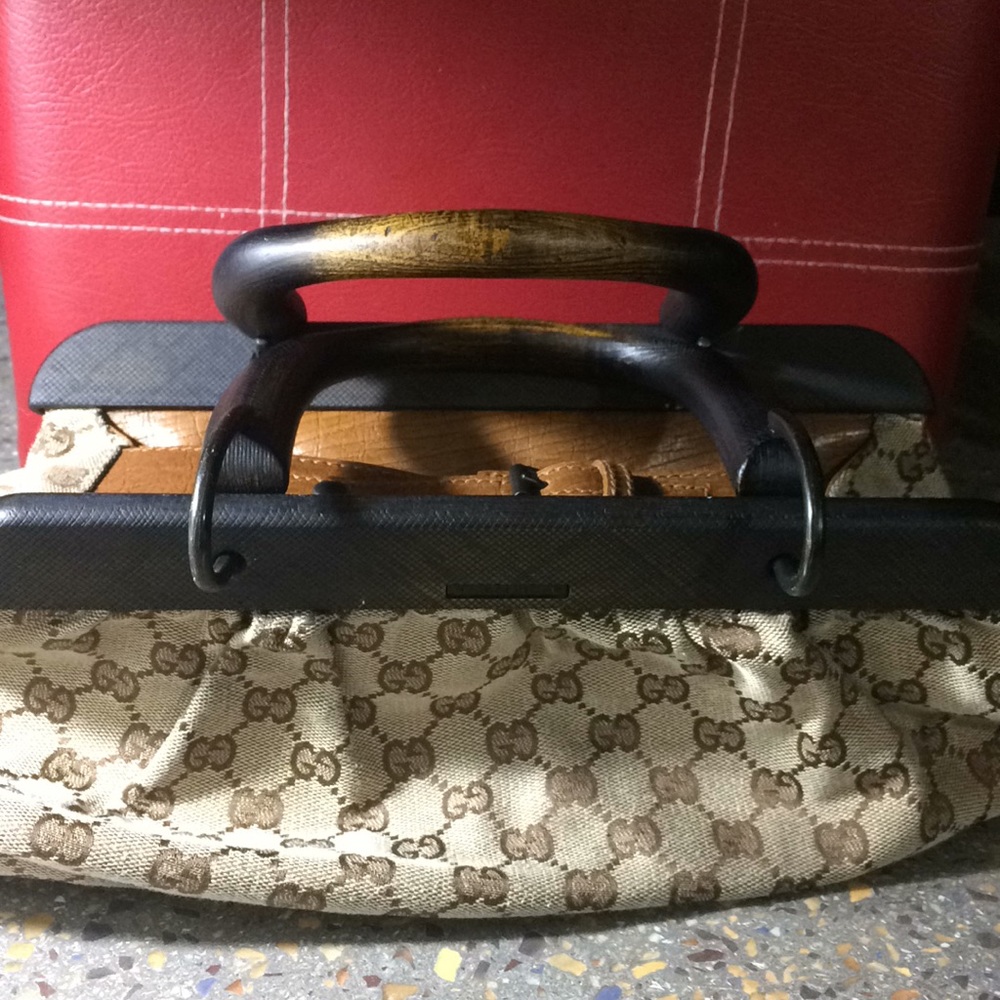 Vintage Gucci handbag with signature bamboo handle
